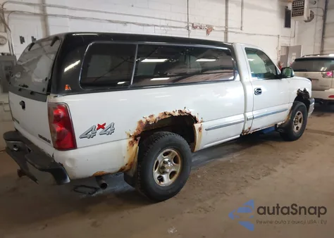 2003 Chevrolet Silverado 1500 Work Truck z USA, uszkodzony, nr VIN 1GCEK14V03Z258627